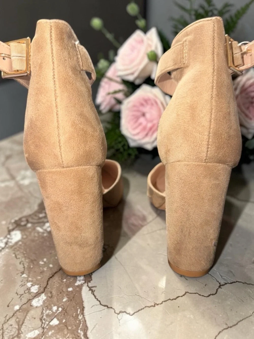 NINETIN GEL Beige Pointed Toe Ankle Strap Heels Size 8 - Picture 4 of 6